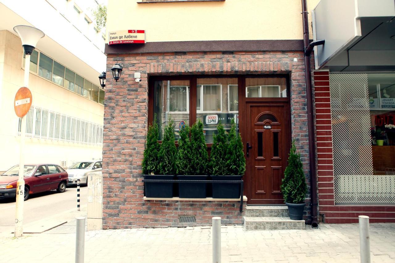 Sleep Over Sofia - Guest Rooms エクステリア 写真