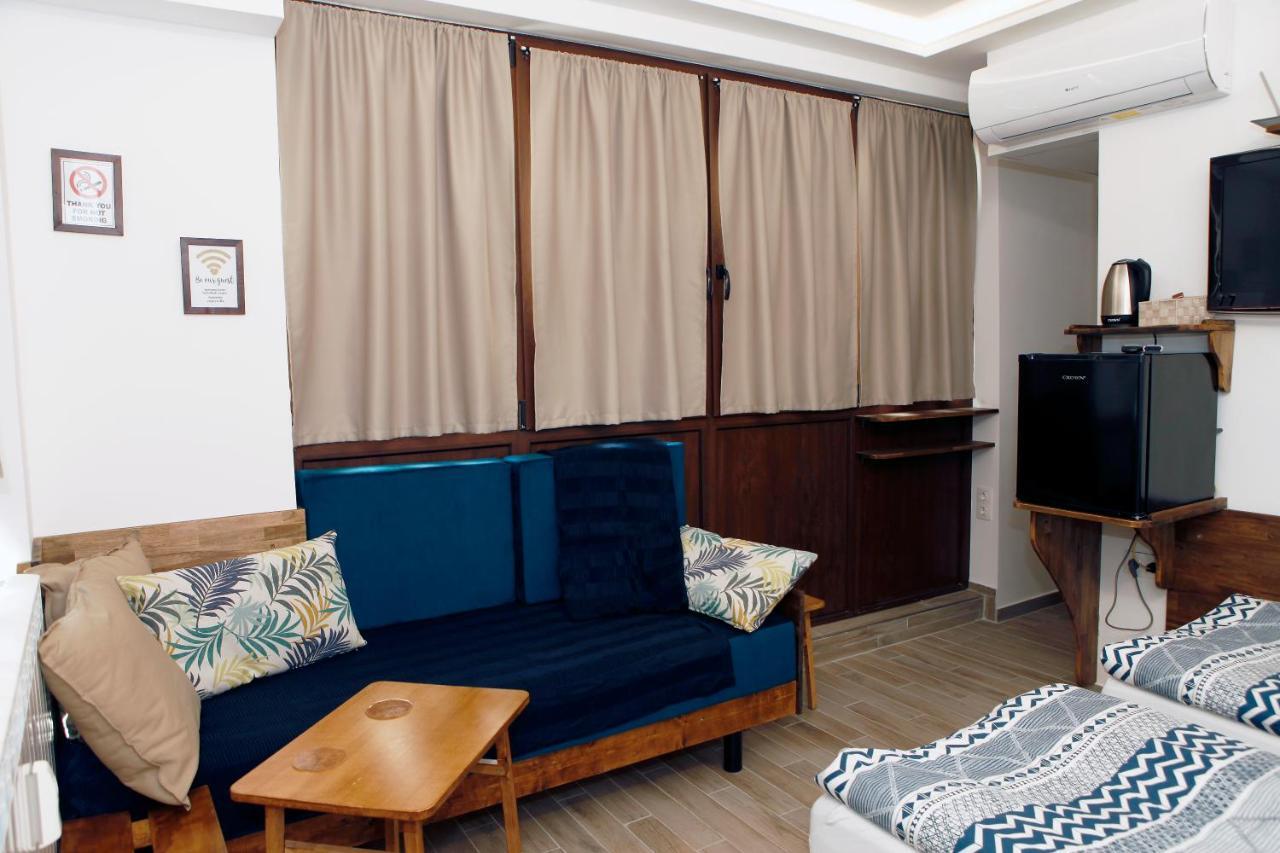 Sleep Over Sofia - Guest Rooms エクステリア 写真