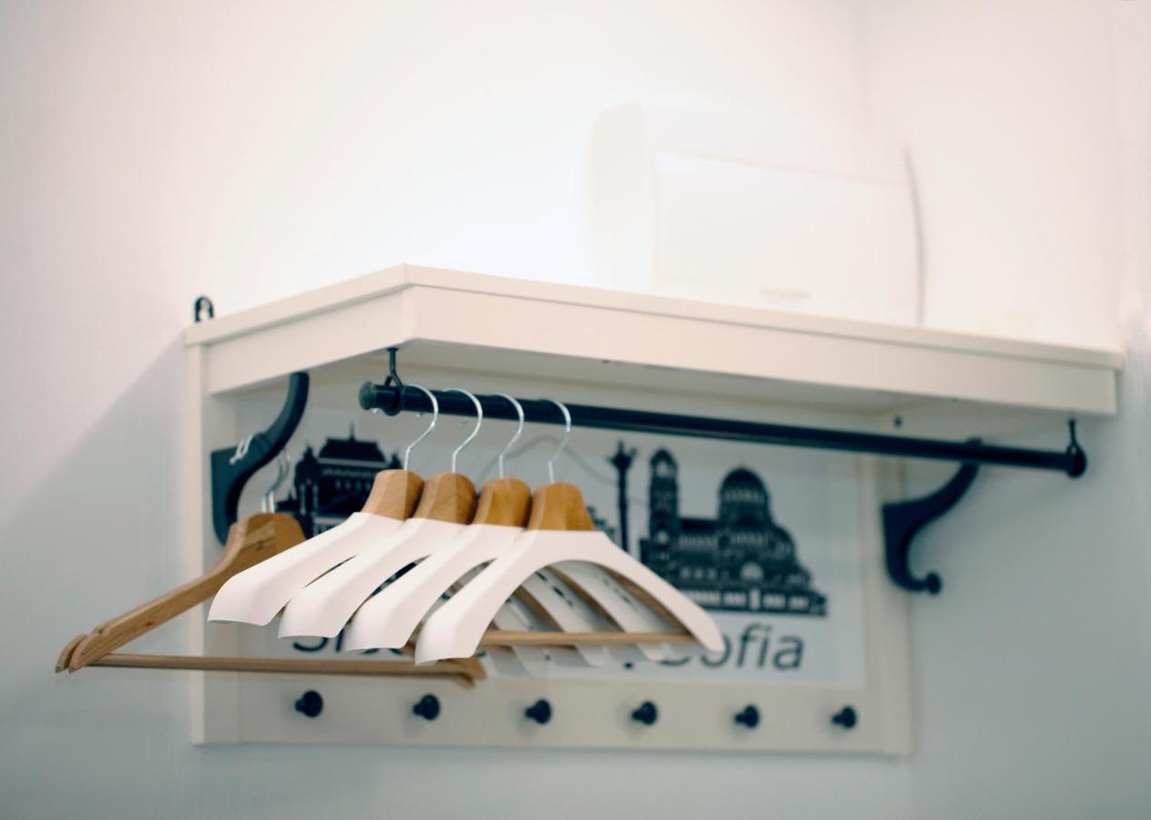 Sleep Over Sofia - Guest Rooms エクステリア 写真